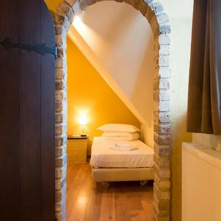 Flats By Lybeer Group 2* Brujas